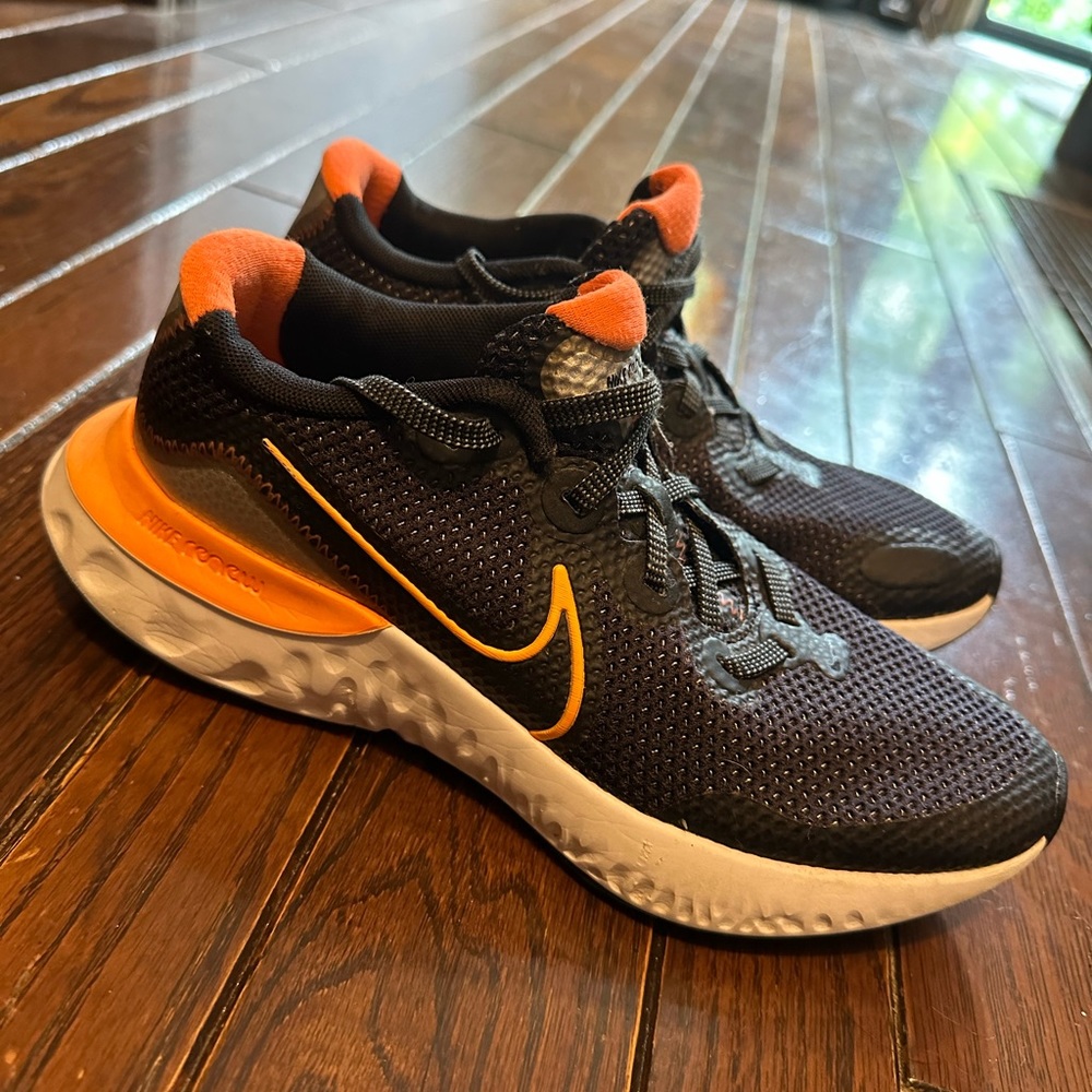 Nike Renew Youth Running Shoes